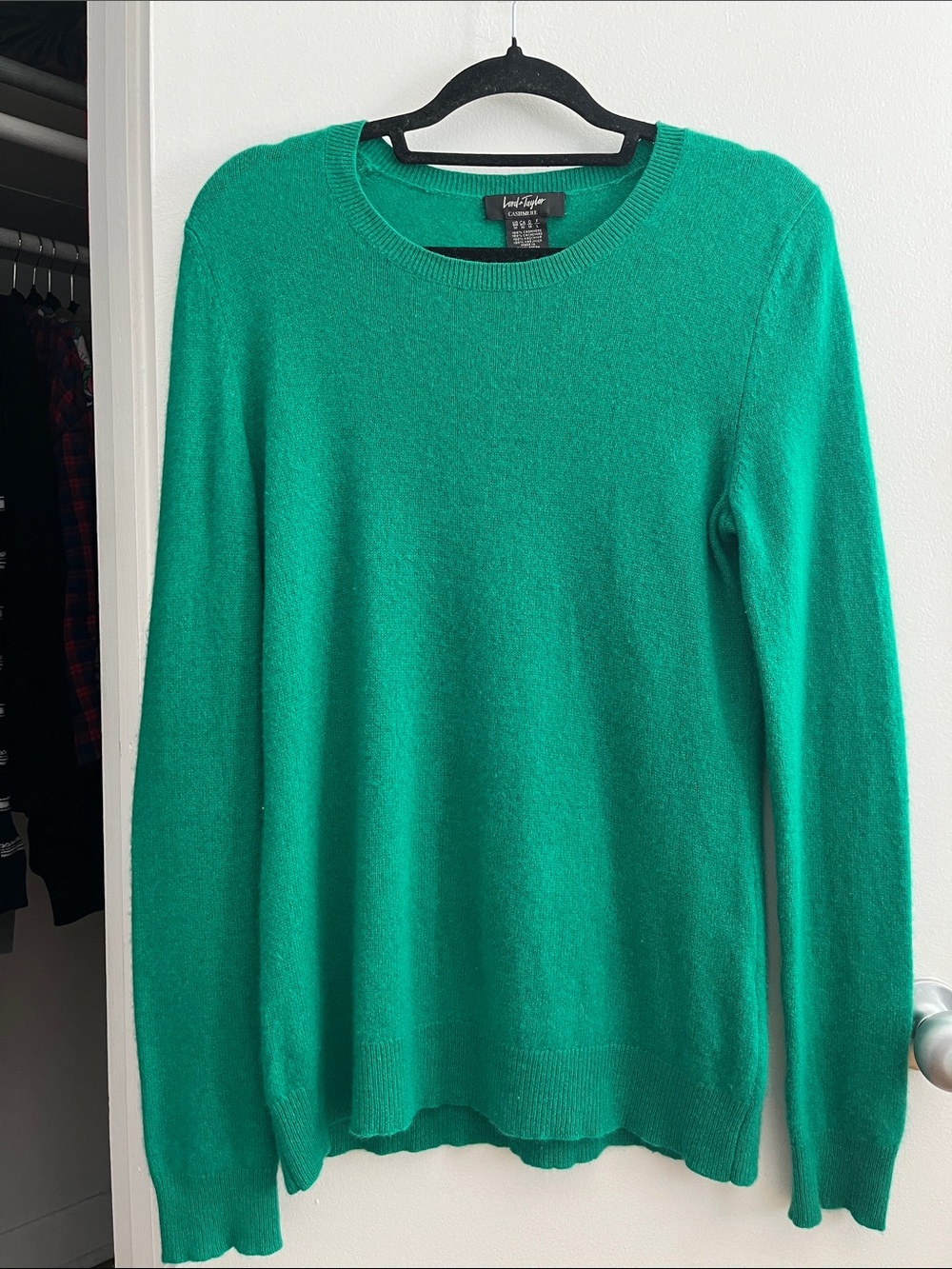 Cashmere green sweater